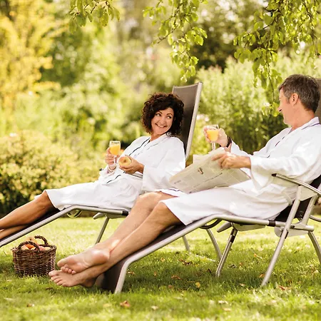 Kuroase Im Kloster Hotel 3*