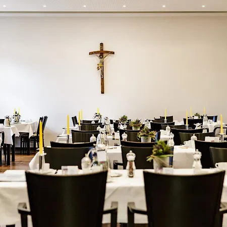 Hotel Kuroase Im Kloster 3*